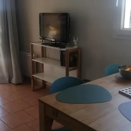 Les Calanques Apartment *