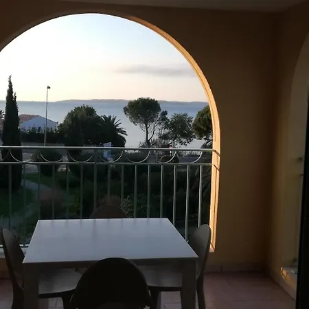 Les Calanques Apartment Les Issambres